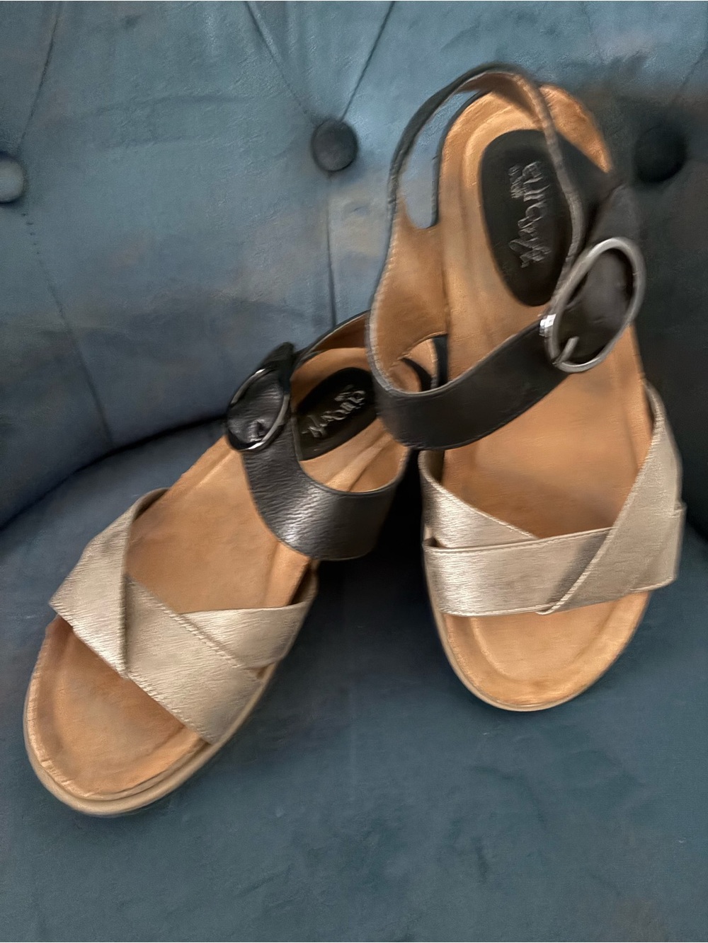 Women's Metallic Silver & Black Slingback Sandals with Buckle
